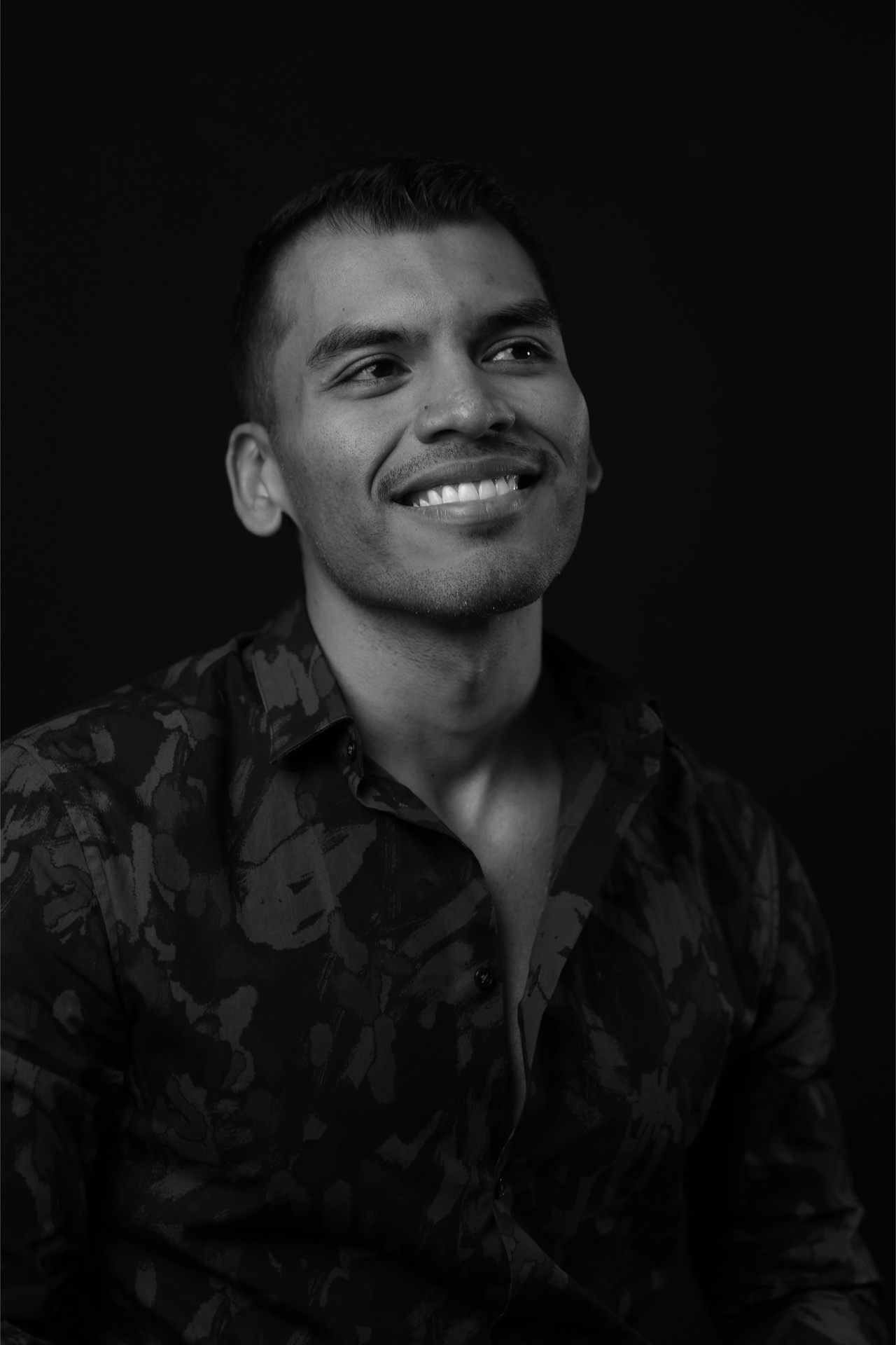César G.